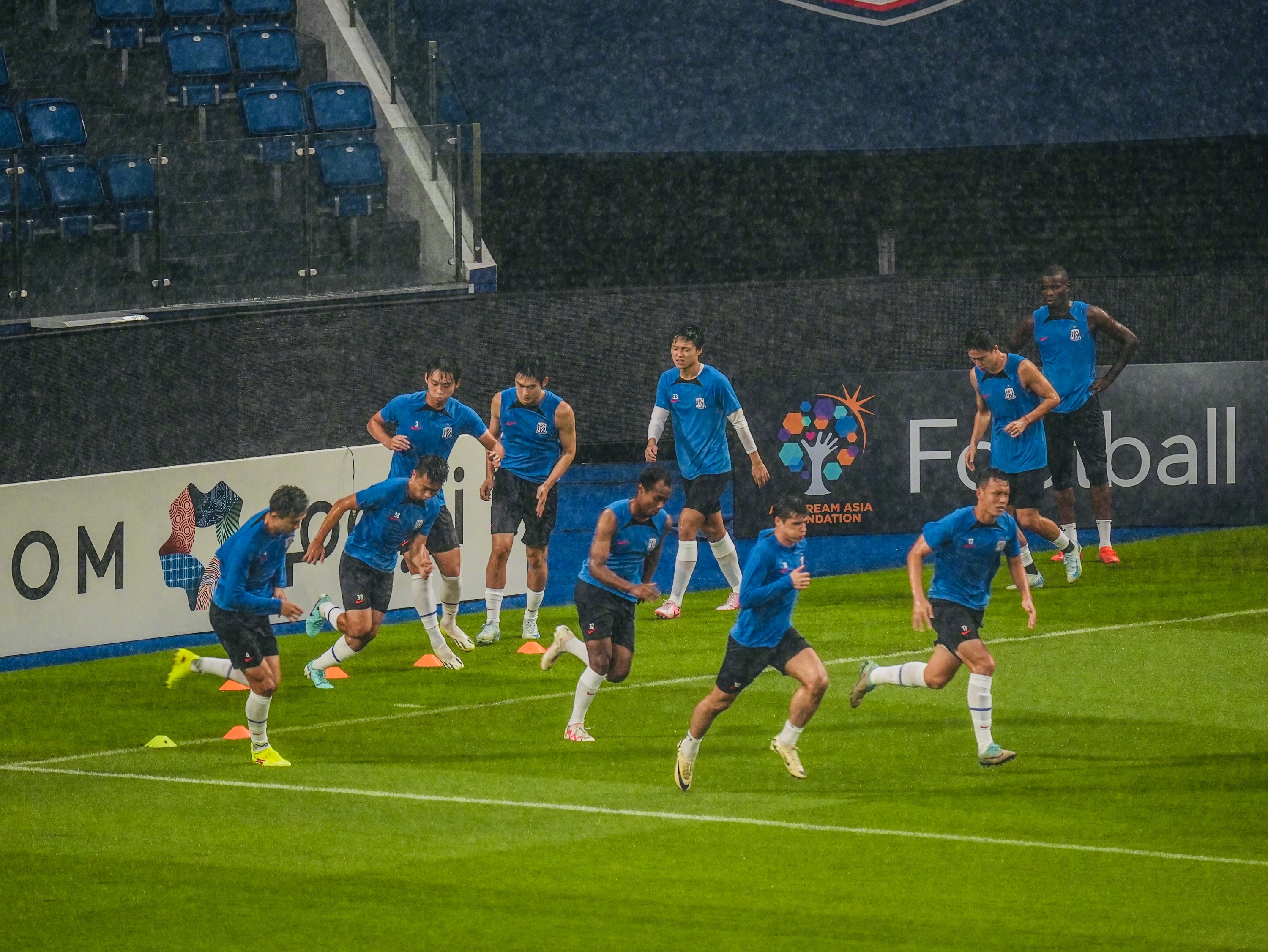 爱游戏-拉齐奥训练开放日，窗口期远射贴柱引欢呼，意甲在即，球队文化再被提及(足球国足开除奖励远射必进卡小说叶辰)